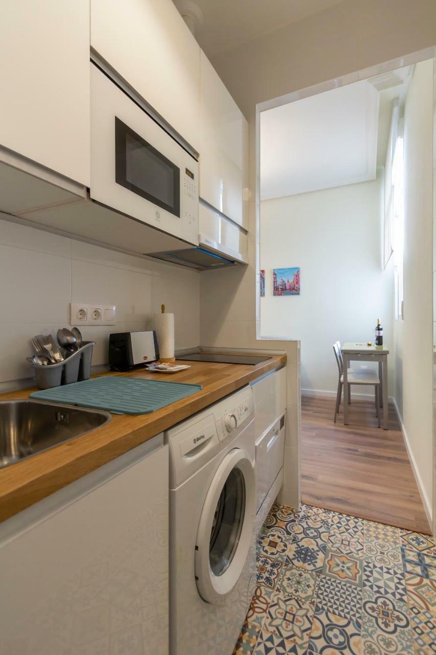 Apartamento Temporal Diseno Chueca-Malasana Brc40 Madrid Exterior photo
